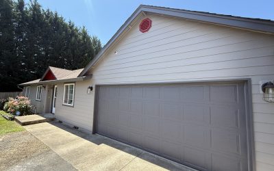 How to Know When It’s Time to Repaint Your Home (Inside & Out)